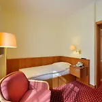 Elite Hotel 3*
