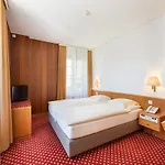 Elite Hotel 3*