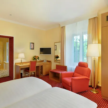 Elite Hotel 3*