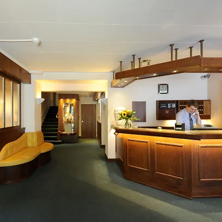 Elite Hotel 3*